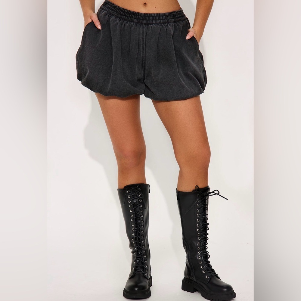 Elastic Waistband Bubble Shorts - Black Wash - Picture 2 of 3